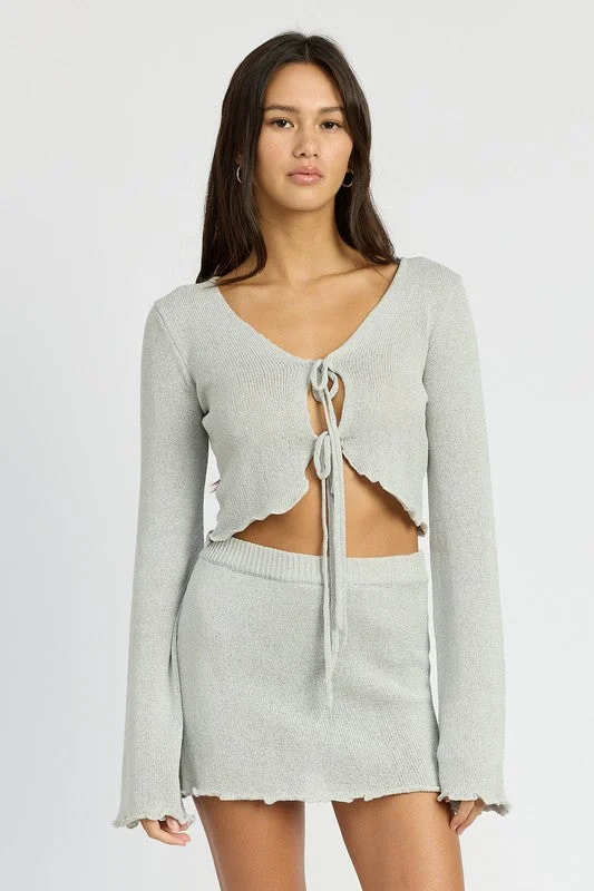 Hot Girl Luna Front Tied Lettuce Hem Long Sleeve Crop Top In Grey